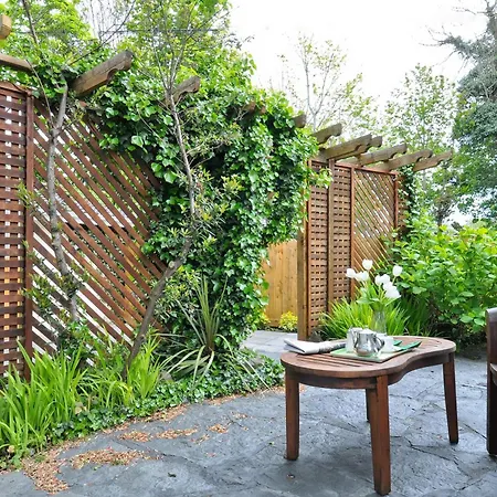 Bed & Breakfast Ash Grove House Galway