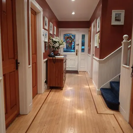 Ash Grove House Bed & Breakfast